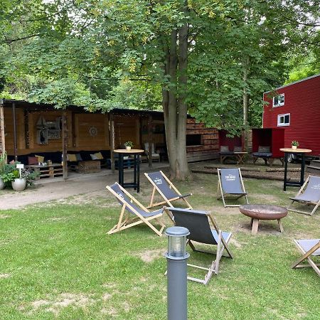 Tiny House Ems Im Pier9 Tiny House Hotel Hamm  Exterior foto