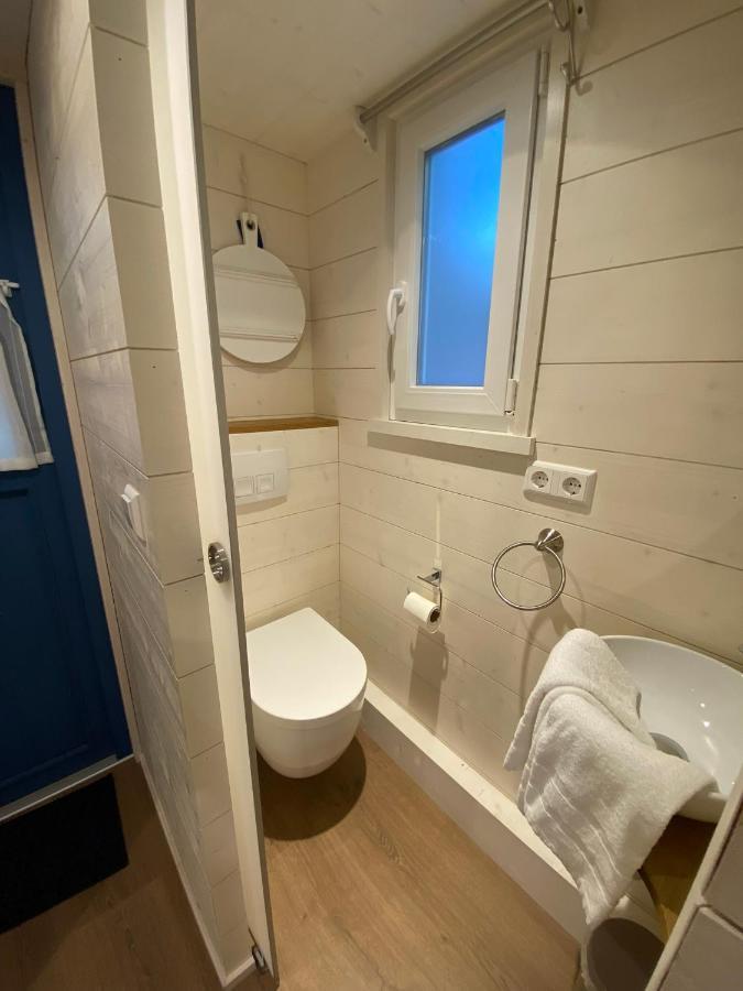 Tiny House Ems Im Pier9 Tiny House Hotel Hamm  Exterior foto