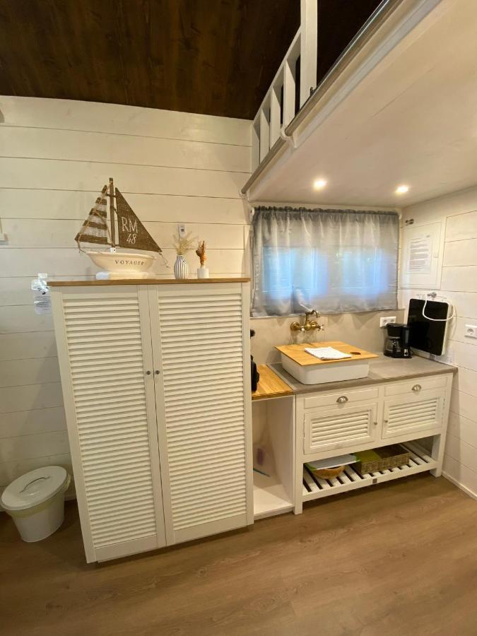 Tiny House Ems Im Pier9 Tiny House Hotel Hamm  Exterior foto